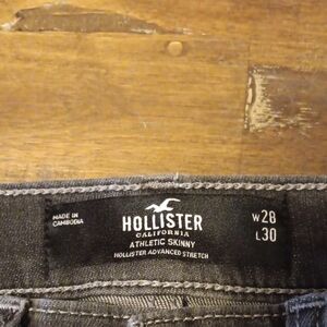 Hollister Athletic Skinny Jeans in Charcoal